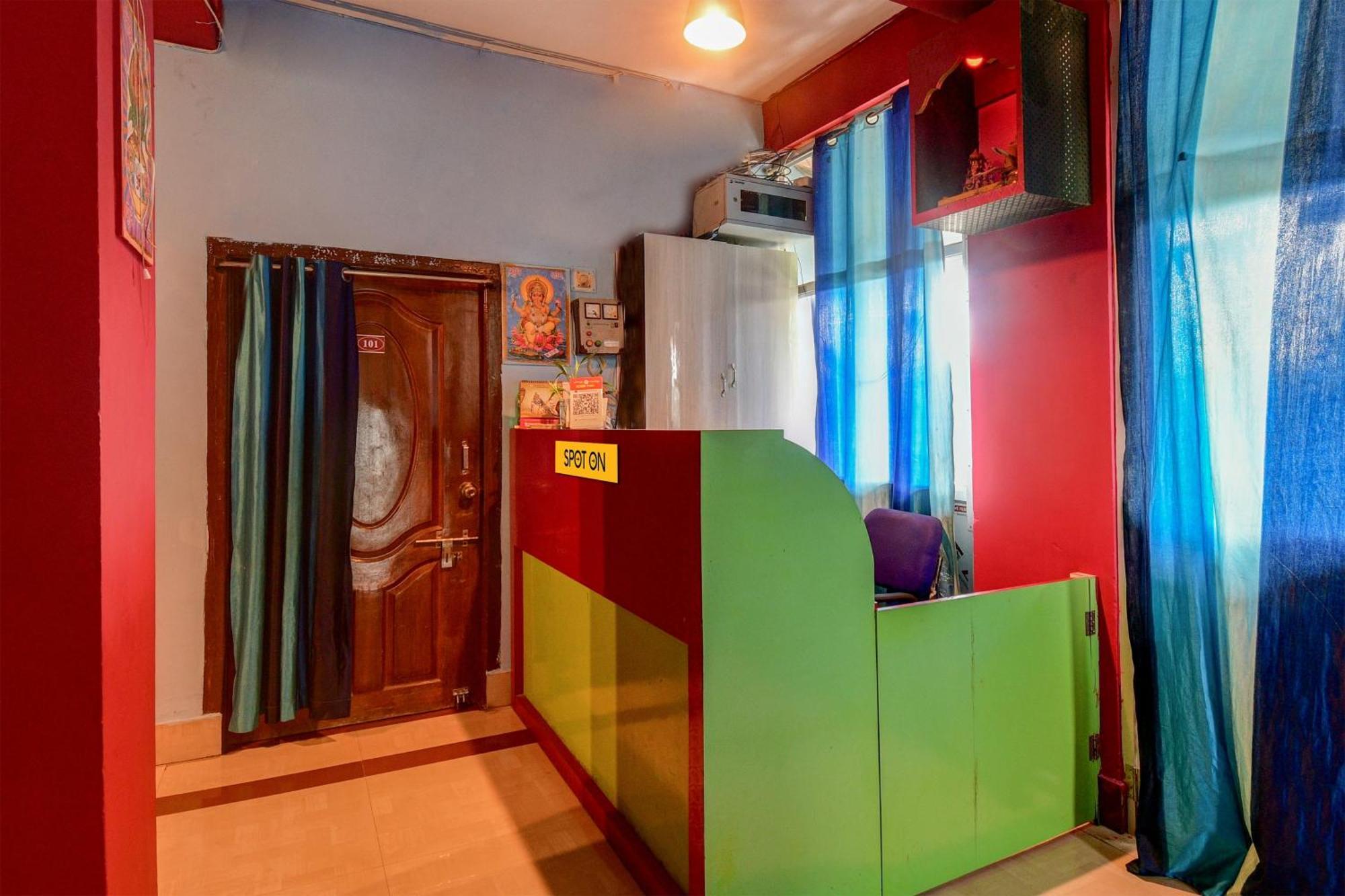 Oyo Flagship Pratikshya Guest House Baripada Exteriér fotografie